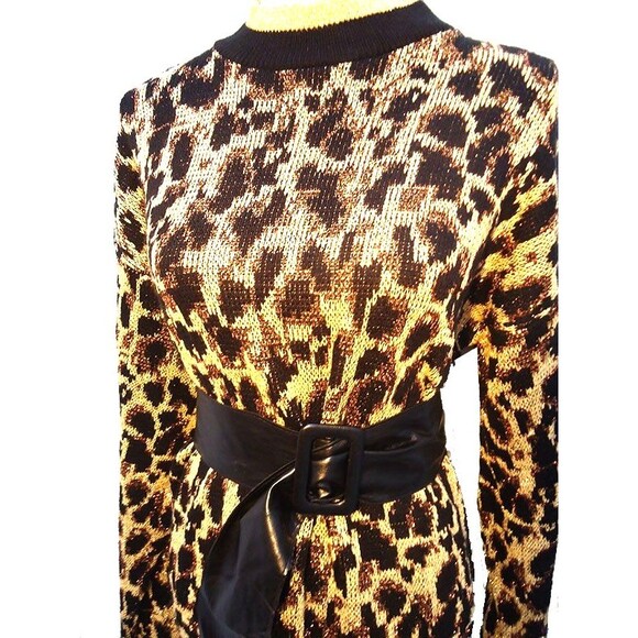 VINTAGE holiday Christmas GOLD SPARKLE GLITTER spotted LEOPARD long SWEATER sz M - Picture 2 of 7